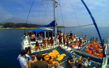 party boat hen party