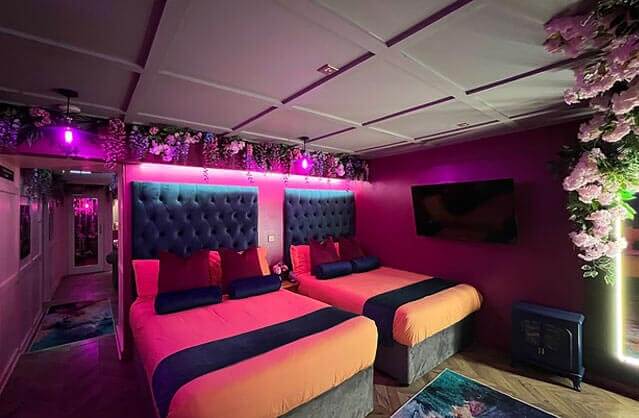 Manchester hen party houses