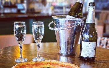 bottomless prosecco with pizza hen party