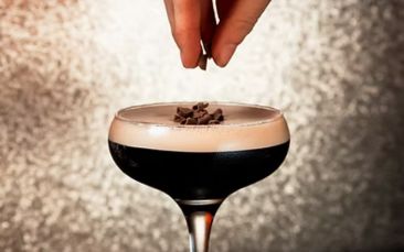 chocolate cocktail mixing hen party