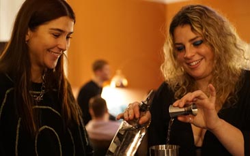 cocktail masterclass at hidden indie bar hen party