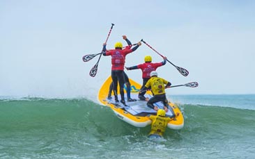 giant SUP hen party