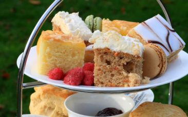 hanging basket workshop with afternoon tea hen party