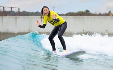 inland surf lesson hen party