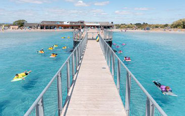 inland surf lesson hen party