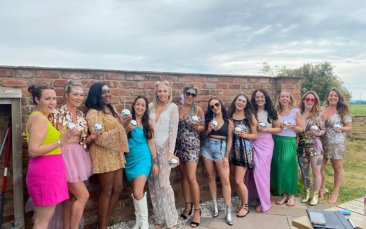 mobile bottomless brunch hen party