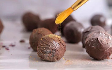 mobile chocolate making workshop hen party