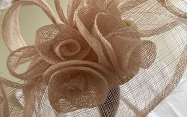 mobile hairpiece design experience hen party