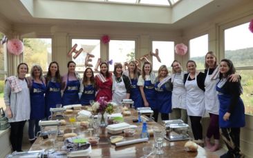 mobile vinotelle experience hen party