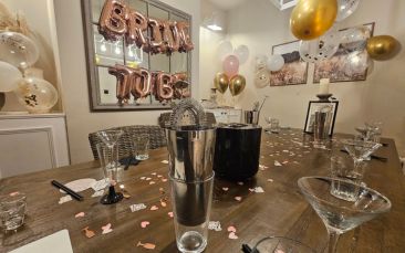 mobile welsh cocktail mixing hen party