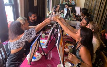 paint & sip party hen party