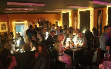 pianoke bottomless brunch hen party