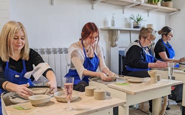pottery workshop hen party