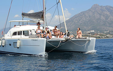 private catamaran cruise hen party