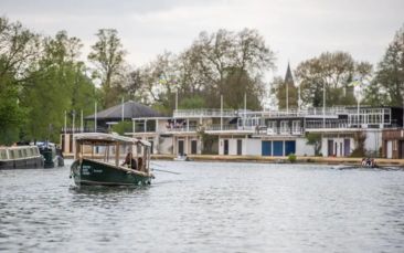 private oxford experience cruise hen party