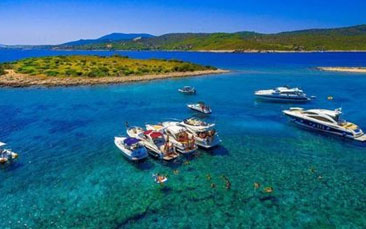 private speedboat trip to Hvar hen party