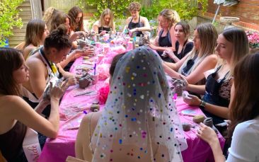 sculpt & sip party hen party