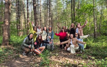 silent disco tour hen party