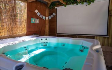 private spa party hen party