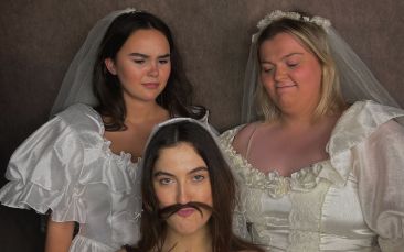 the dress-up lounge hen party