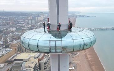 walk i360 hen party