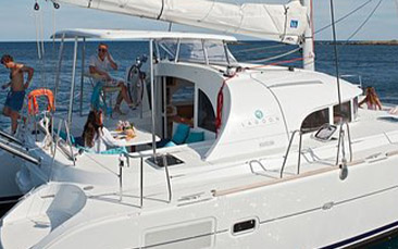 private catamaran cruise