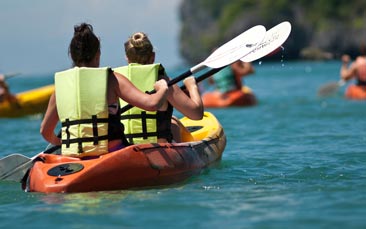sea kayaking hen party activity