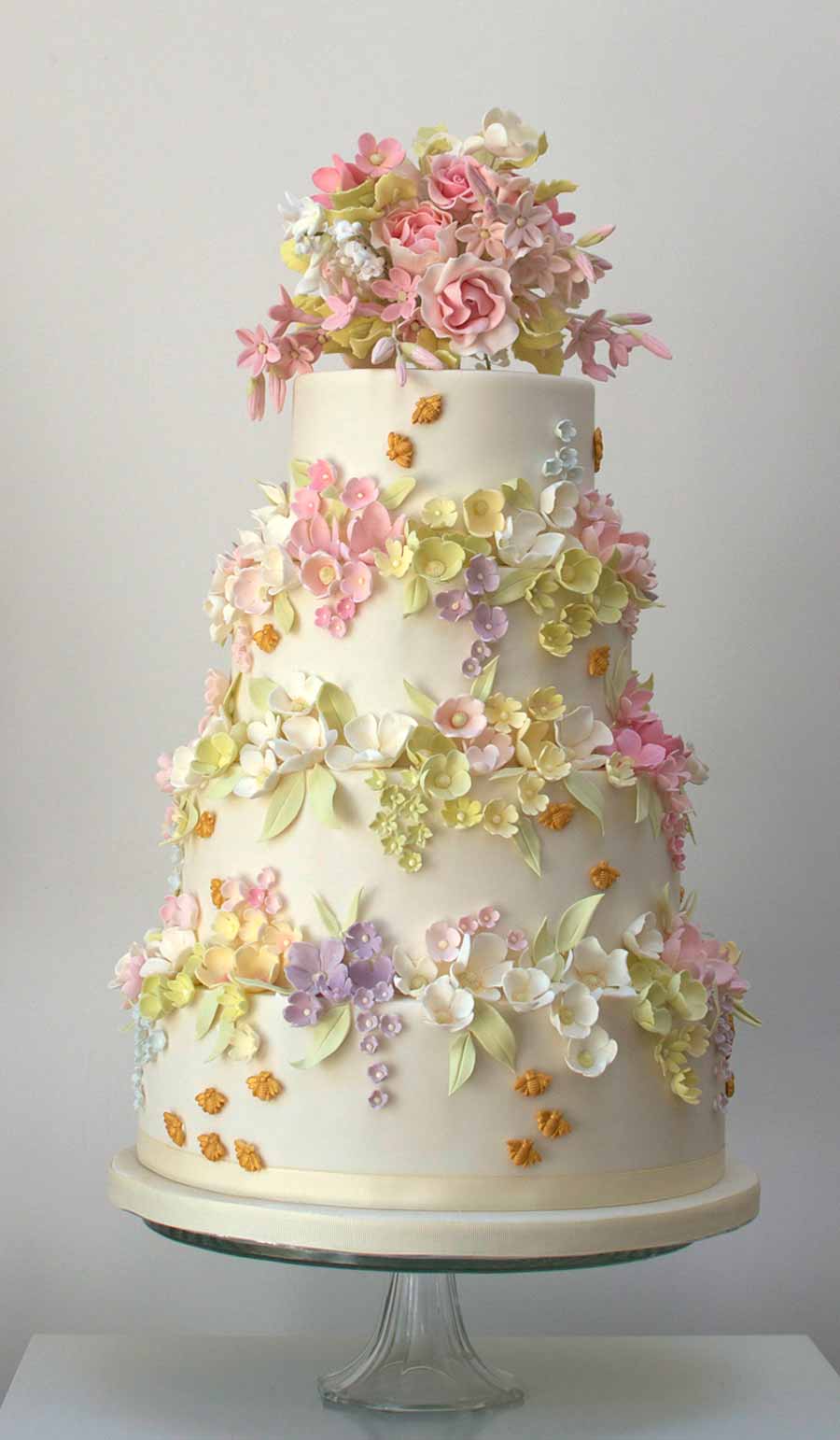 Famous Wedding Cake Designers 5