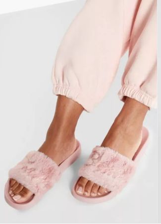 pink fluffy slippers